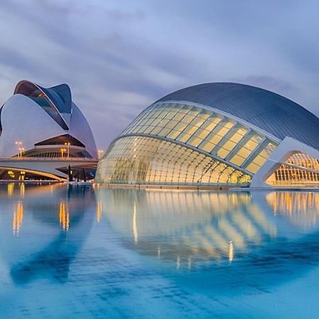 Valencia Las Artes Y Ciencias + Garaje + Netflix Valência Exterior foto